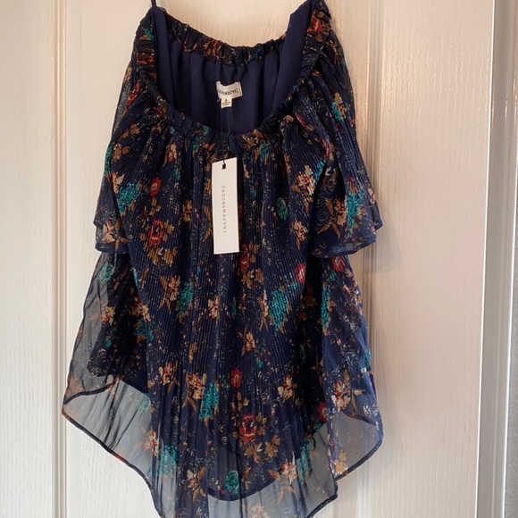 Navy off the shoulder top - Picture 1 of 2